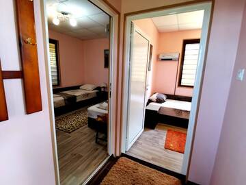 Фото номера Семейное бунгало Дома для отпуска Guest House Kosharite г. Бяла 9